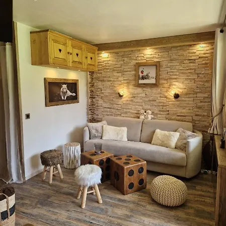 Belle-plagne / Coeur De Station / Aux Pieds Apartment *